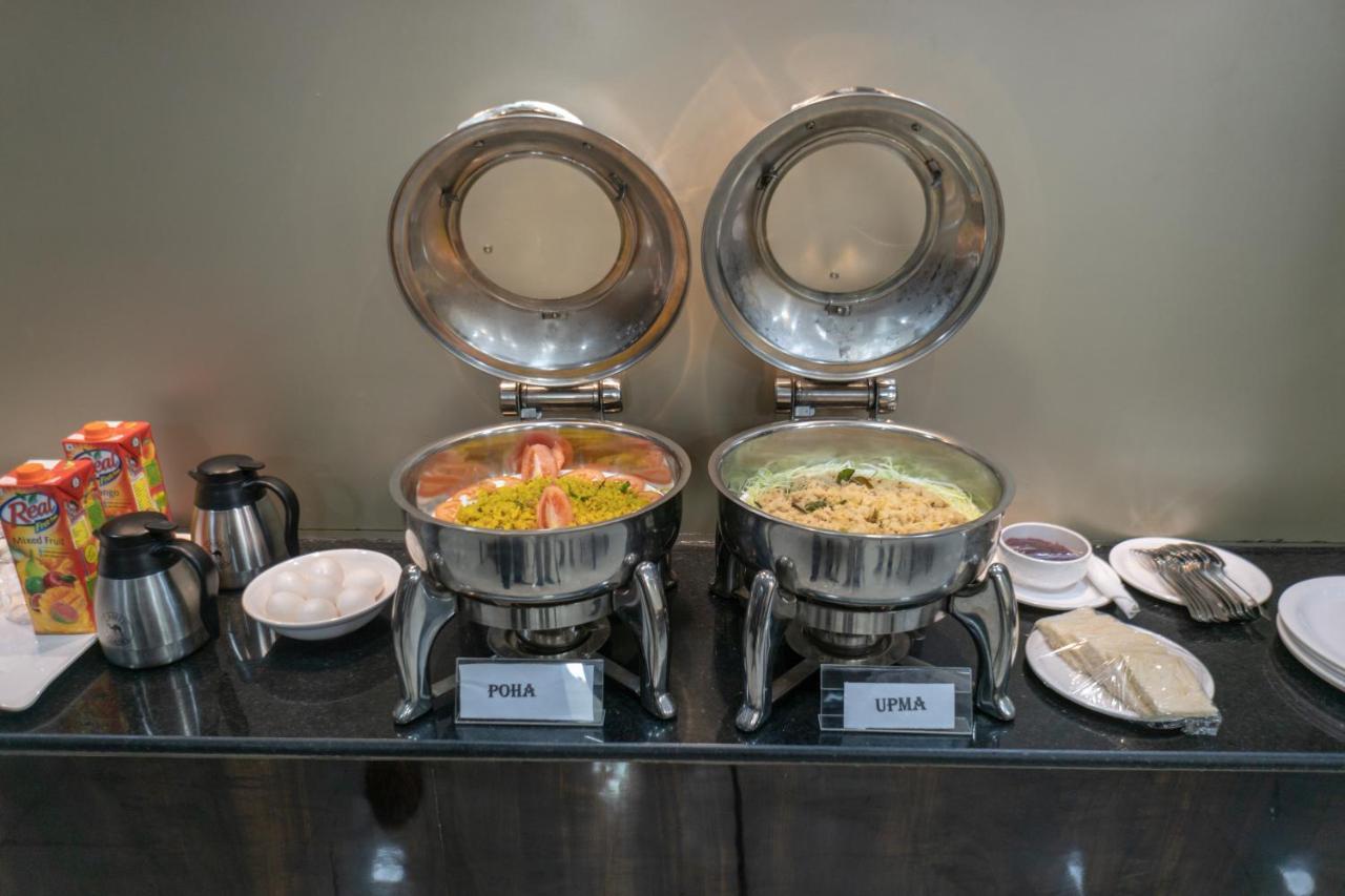 Hotel Dhavalgiri Thane Eksteriør billede